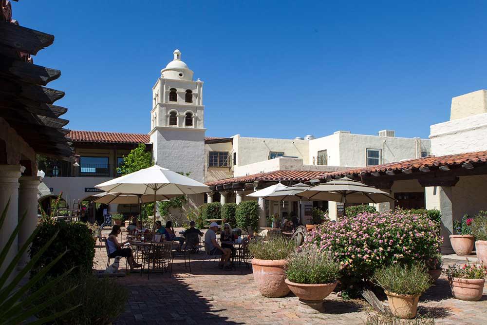 Pinnacle Peak Courtyard
